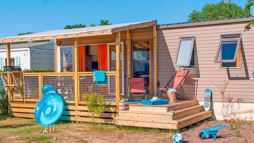 Camping pour 6 personnes, avec bassin pour enfant au Parc Naturel Régional du Marais poitevin