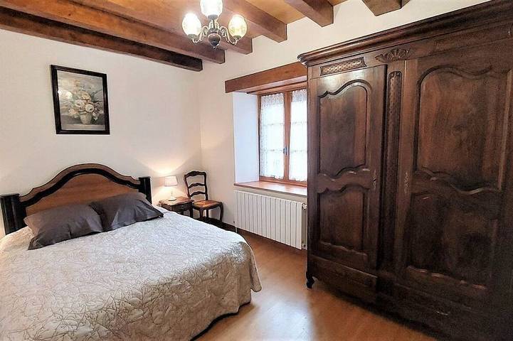 Gîte pour 14 personnes, avec jardin, animaux acceptés à Villefranche-du-Périgord - 2