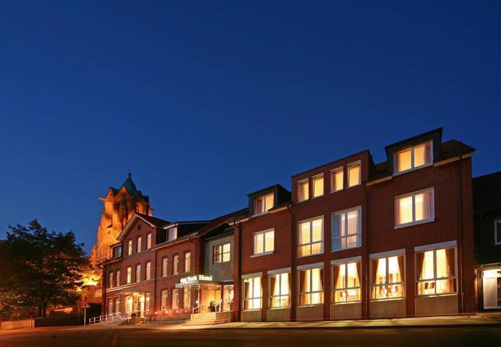 Hotel, mit Terrasse und Garten sowie Sauna