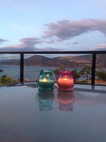 Cabin Rentals And Lodges for 8 Guests in Canadian Rocky Mountains, British Columbia, Picture 2