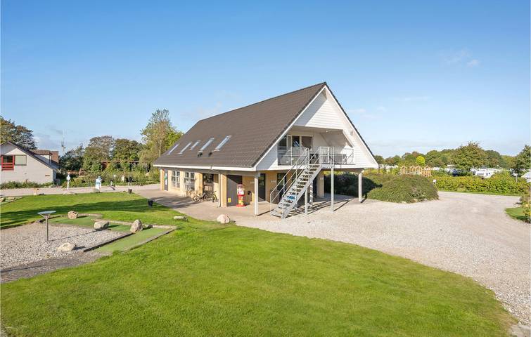 Ferienwohnung für 10 Personen, mit Terrasse in Bønnerup Strand
