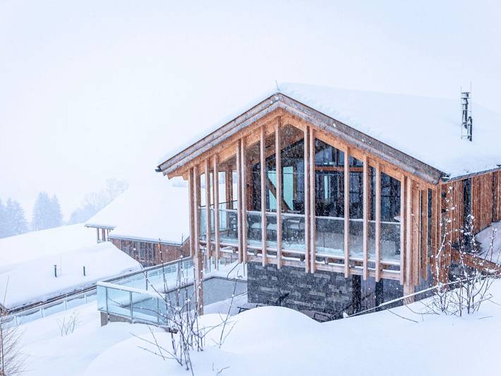 Ferienwohnung für 4 Personen, mit Terrasse und Sauna sowie Ausblick in Haus