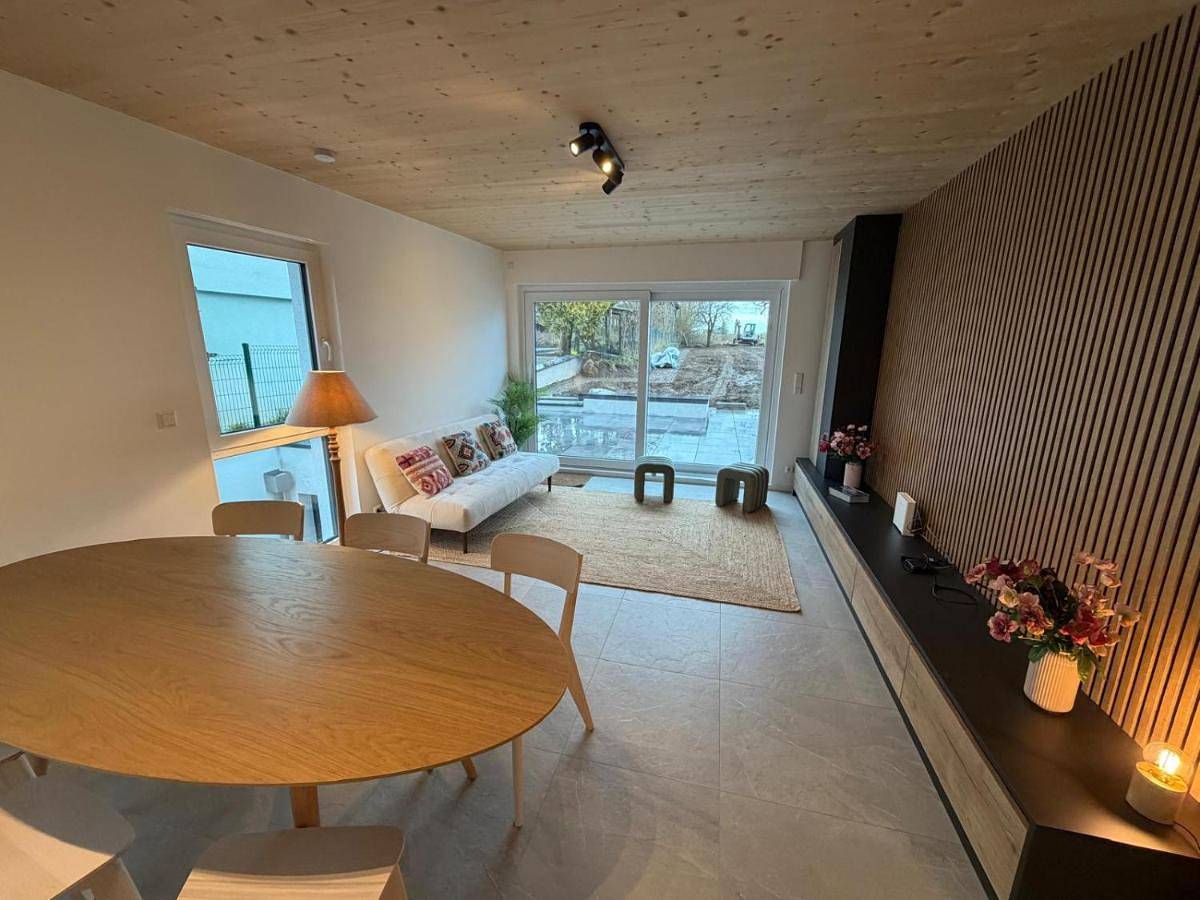 Appartement entier, New - Mullerthal Basecamp - Sleeps 6 in Beaufort (Luxembourg), Luxembourg