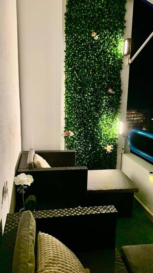 Apartamento para 3 personas, con piscina además de vistas y jardín, Se admiten mascotas en Playa Paraíso