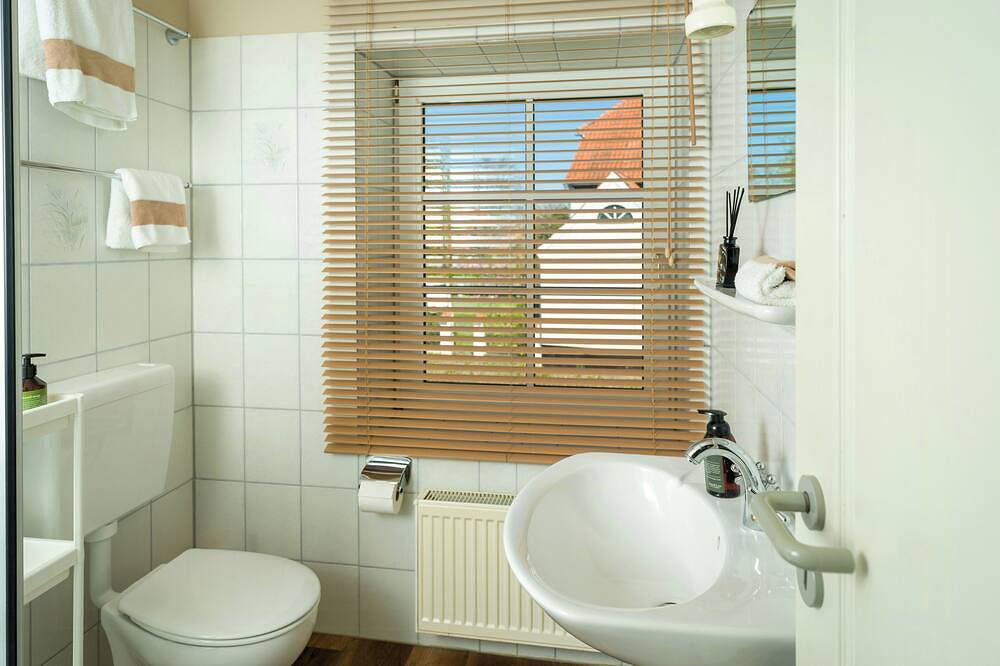 Ganze Wohnung, Dachgeschoss Apartment Forelle mit Eiderblick in Süderstapel, Eider-Treene-Sorge