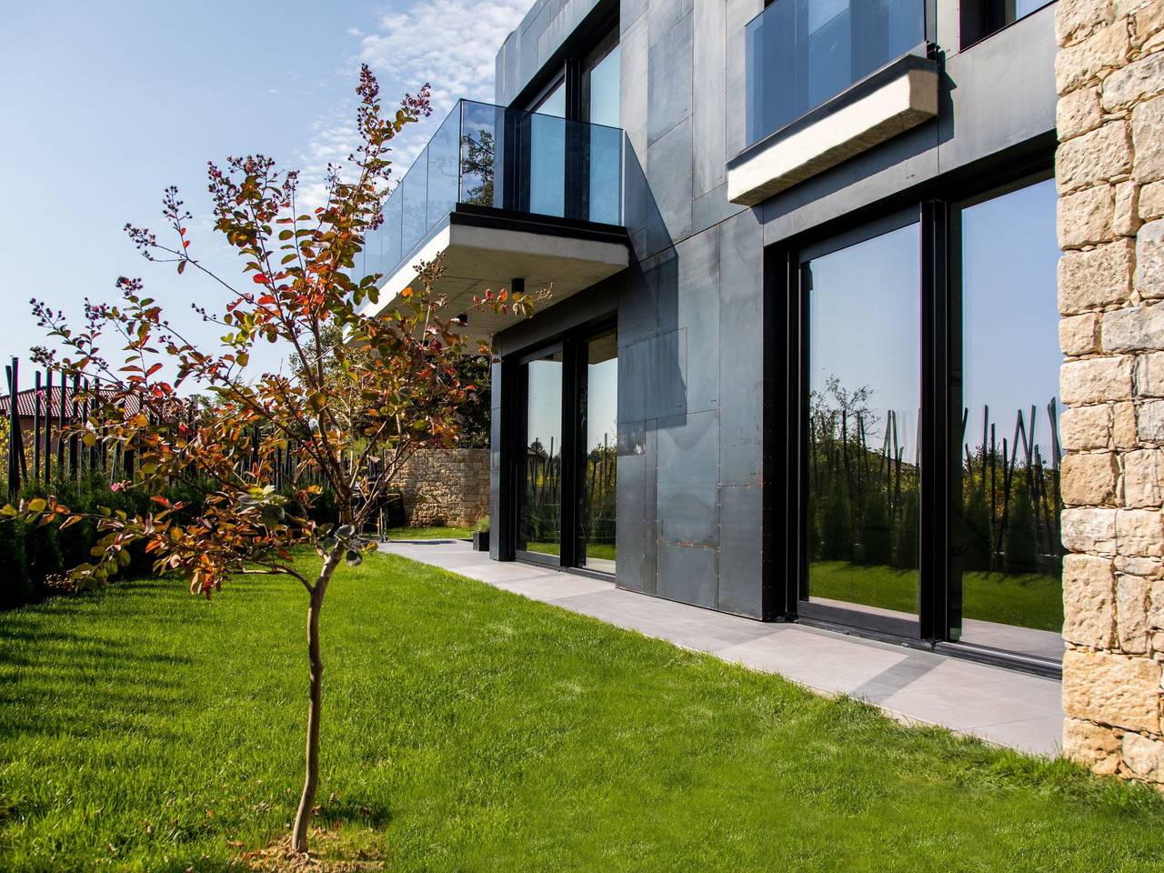 Exklusive Villa mit Swimmingpool und Whirlpool in Varna, Oblast Varna