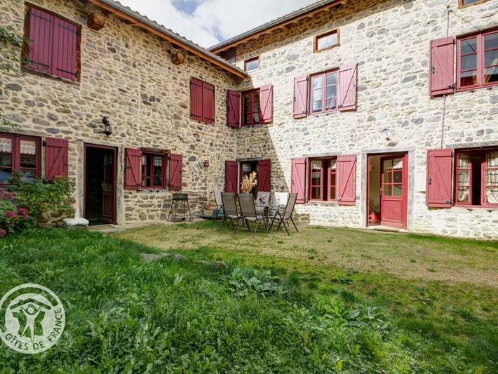 Gîte pour 6 personnes, avec Terrasse et Jardin