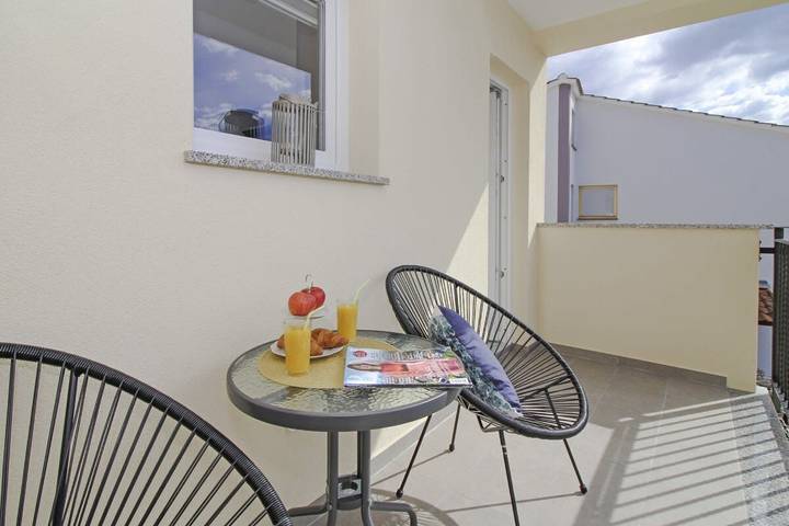 Ferienwohnung für 2 Personen, mit Garten in Rovinj - 4