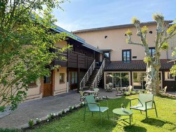Hôtel pour 2 personnes, avec sauna ainsi que jardin et jacuzzi à Châtillon-sur-Chalaronne