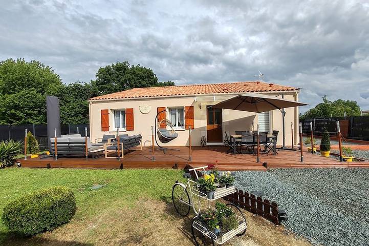 Location de vacances pour 6 personnes à Villars-en-Pons