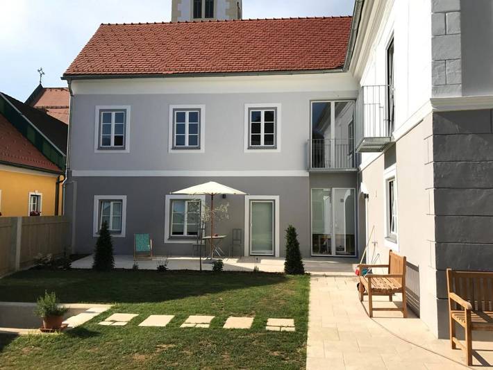 Ferienwohnung für 3 Personen, mit Balkon und Garten