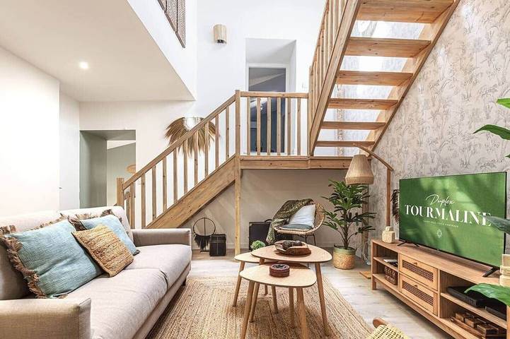 Ganze Wohnung, Wohnung – Terrasse – 6 Personen –Historisches Dorf in Saint-Paul-Trois-Châteaux, Nyons und Umgebung