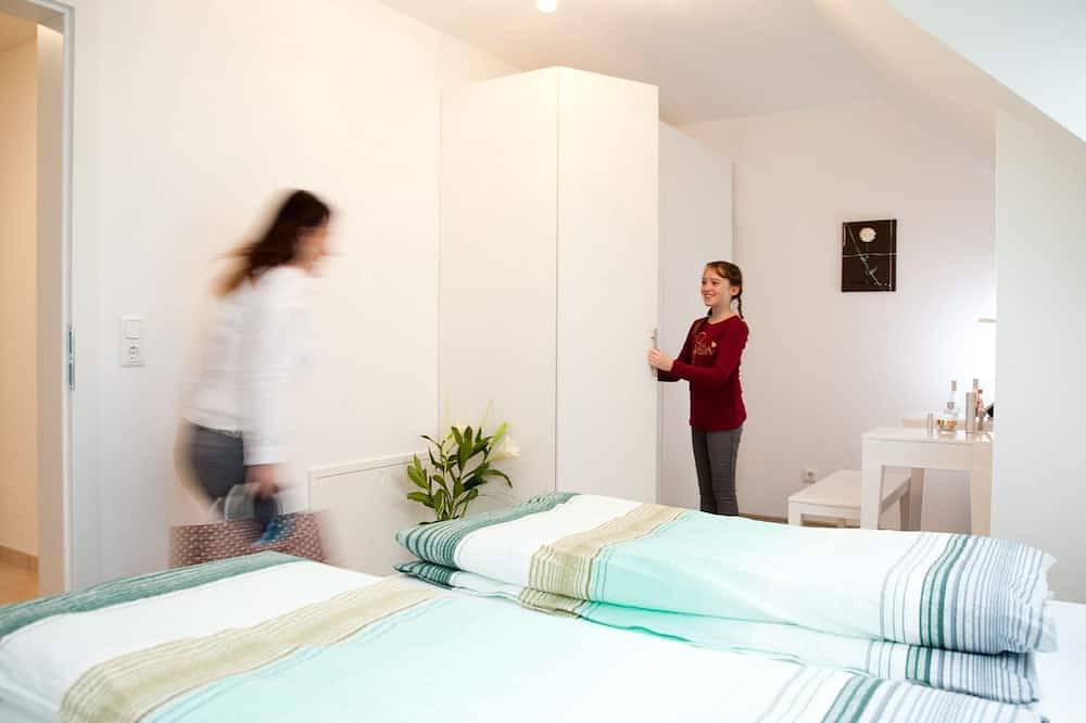 Ganze Wohnung, Komfortable Ferienwohnung in Stubenberg Am See mit Garten in Gemeinde Stubenberg, Steirerland