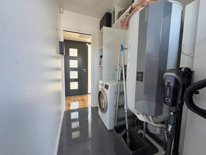 Location de vacances pour 6 personnes, avec jardin et piscine à Sallebœuf - 2