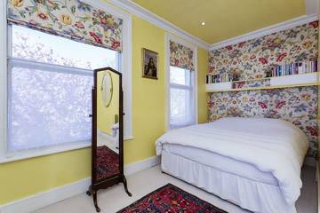 Barn for 7 Guests in Hounslow, London, Picture 1