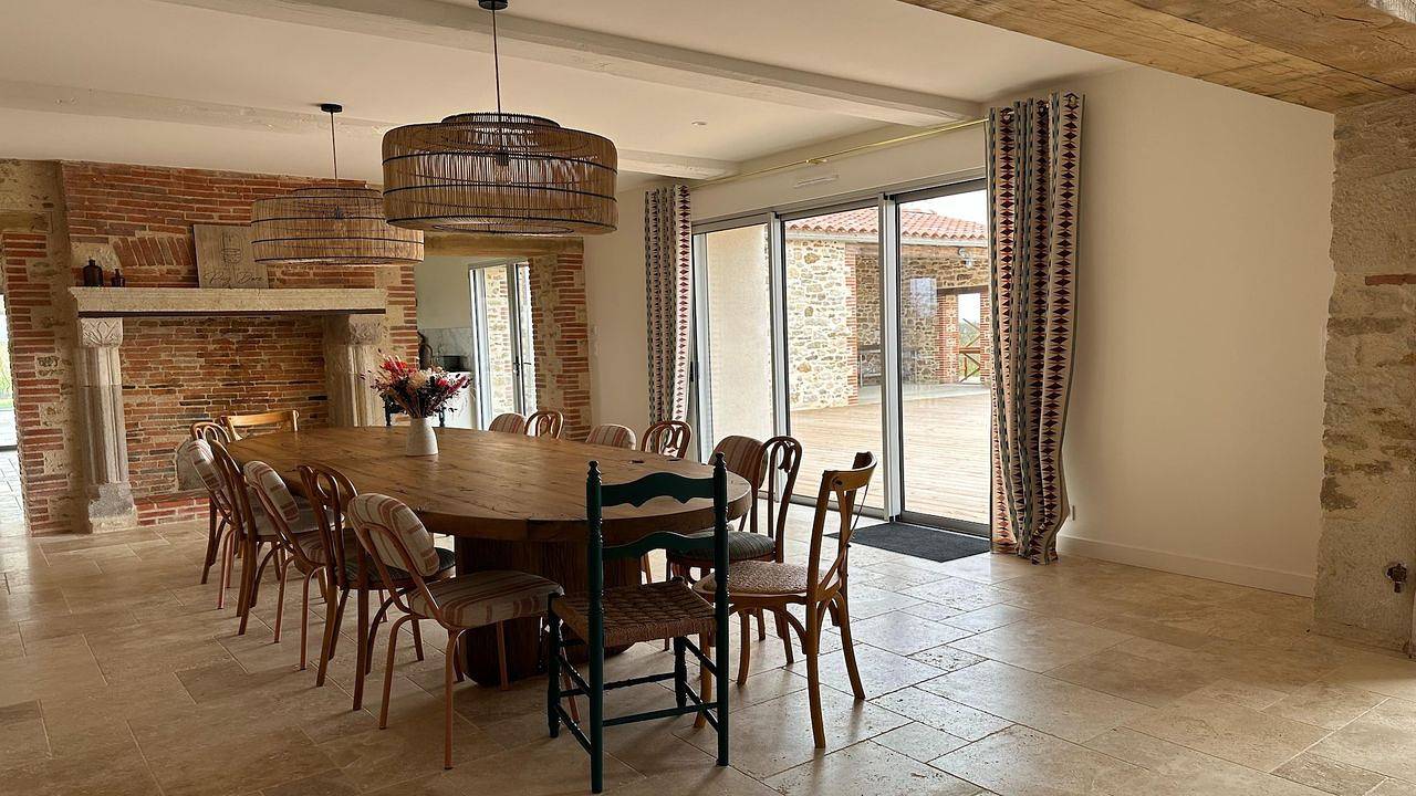 Maison de vacances pour 15 personnes avec jacuzzi in Sainte-Cécile (Vendée), Vallée de la Loire