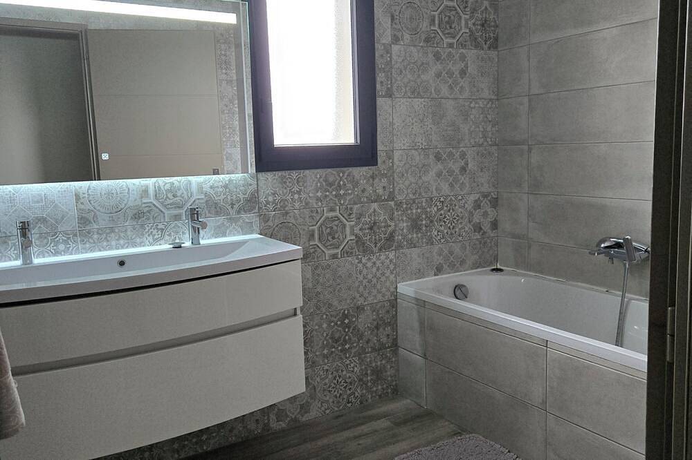 Villa rental with swimming pool in Vedène, Vaucluse