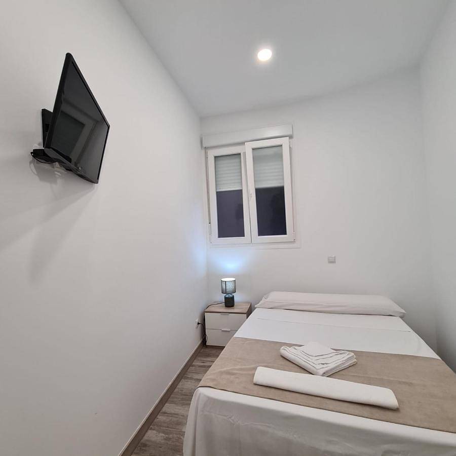Single Room with Shared Bathroom in Torrejón de Ardoz, Provincia de Madrid