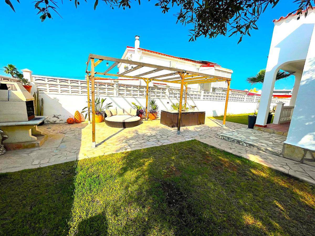 Villa Preciosa - Solo Parejas in Peñíscola, Costa del Azahar