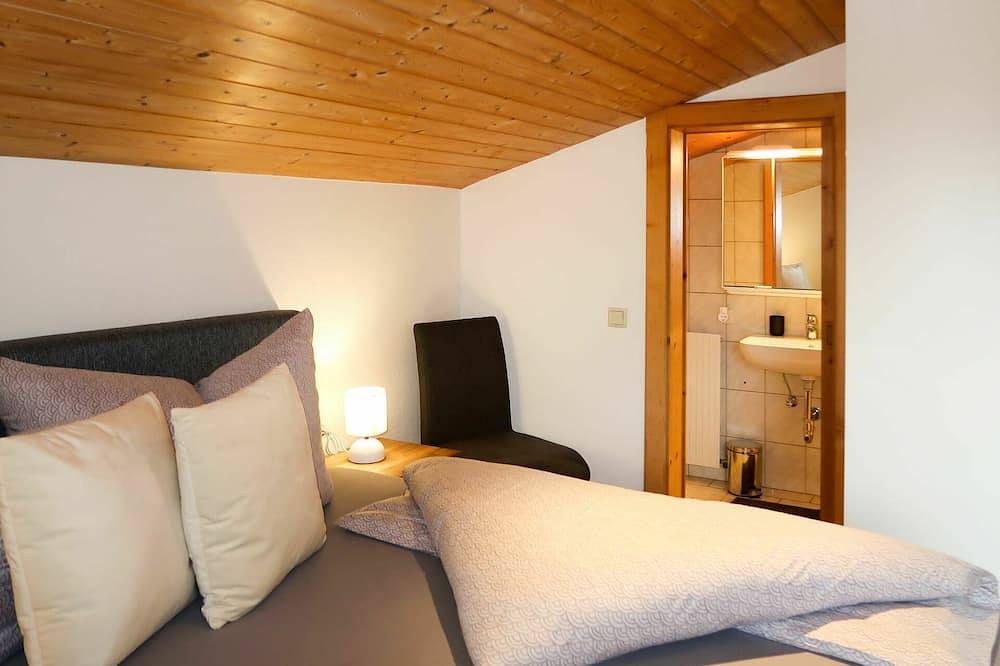 Ganze Wohnung, Schöne Wohnung für 6 Gäste mit  W-Lan, Tv, Balkon und Haustiere erlaubt in Kaunergrat, Kauns