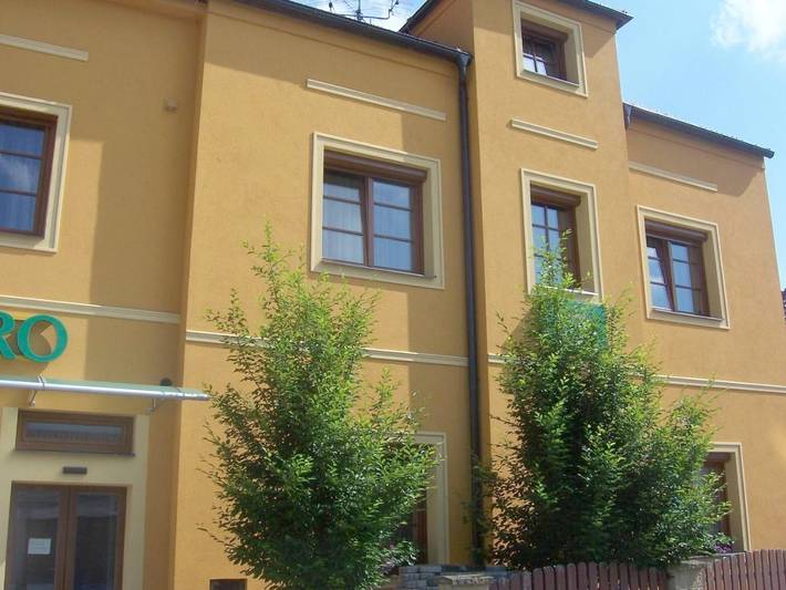 Dom gościnny dla 2 osób, z basen i taras w Mikulov