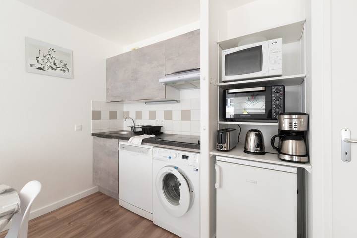 Gîte pour 3 personnes, avec Terrasse ainsi que Jardin et Piscine dans Golf de Pornic - 4