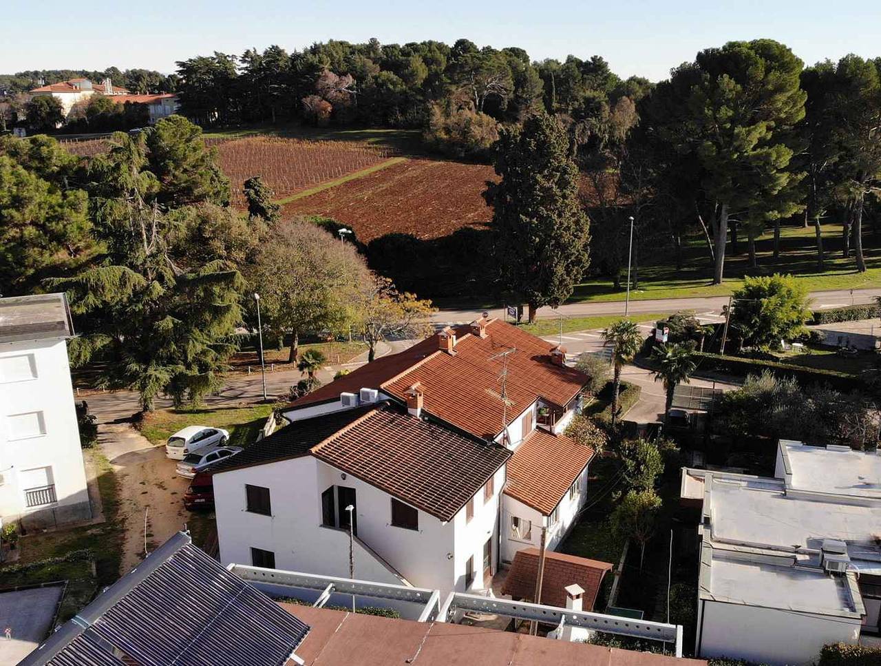 Ganze Ferienwohnung, Ferienwohnung mit Klimananlage und Terrasse  in Poreč, Grad Poreč