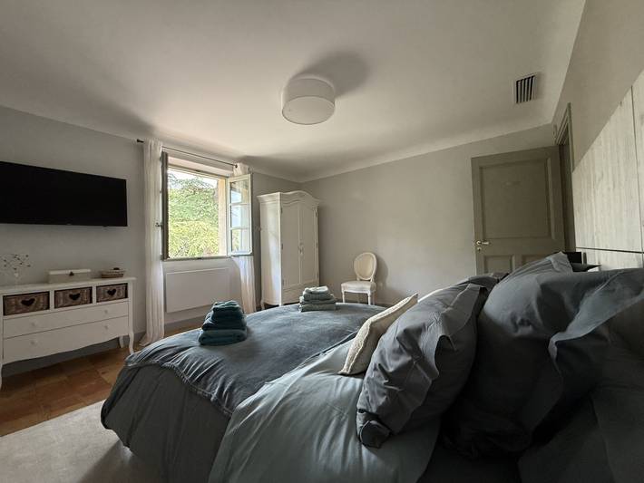 Location de vacances pour 4 personnes, avec jardin ainsi que piscine et jacuzzi à Carcès - 4