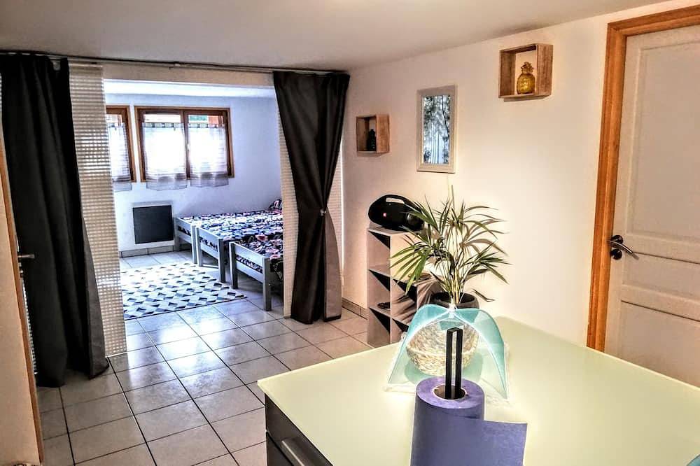 Apartamento entero, Casa Family, Parc Astérix Cdg✈️ in Marly-la-Ville, Valle del Oise