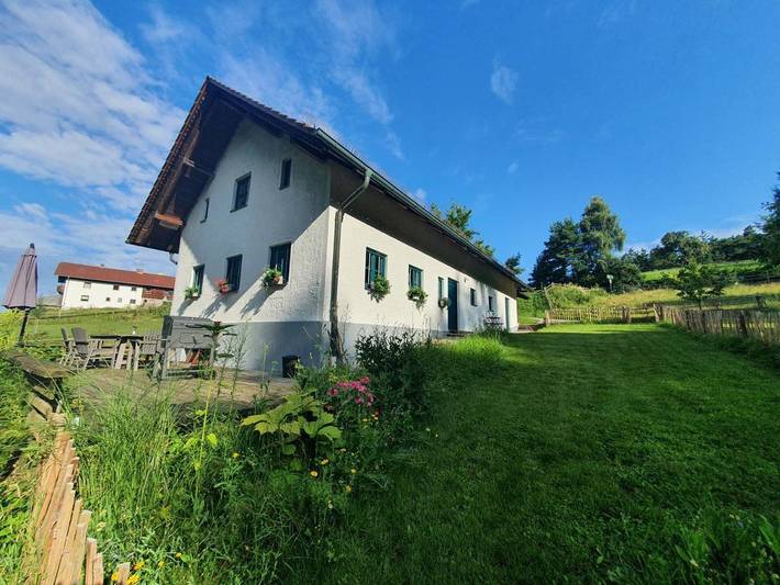 Ferienwohnung für 7 Personen, mit Terrasse und Garten sowie Ausblick in Haselbach