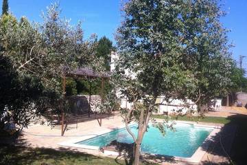 Gîte pour 2 personnes, avec terrasse et jardin à Villeneuve-lès-Avignon