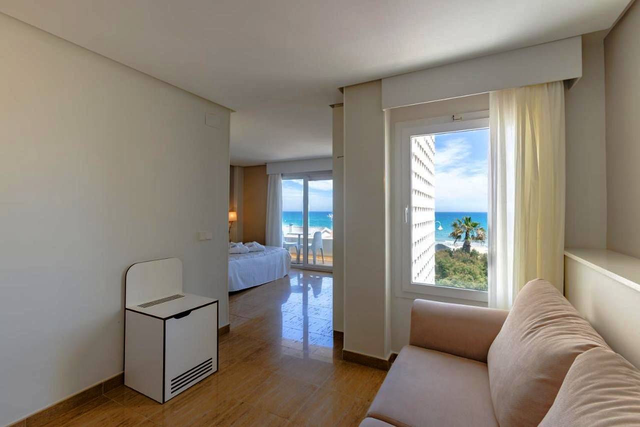 Hôtel pour 10 personnes avec jacuzzi in Playa Moncayo, Guardamar del Segura