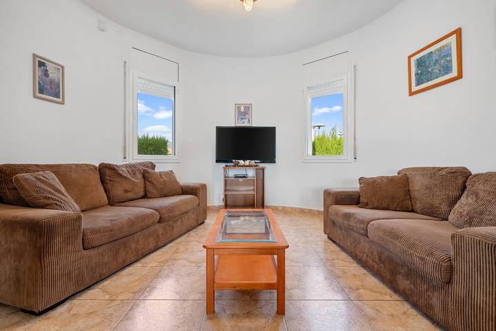 Chalet para 10 personas, con jardín y balcón, Se admiten mascotas en Baix Camp - 3