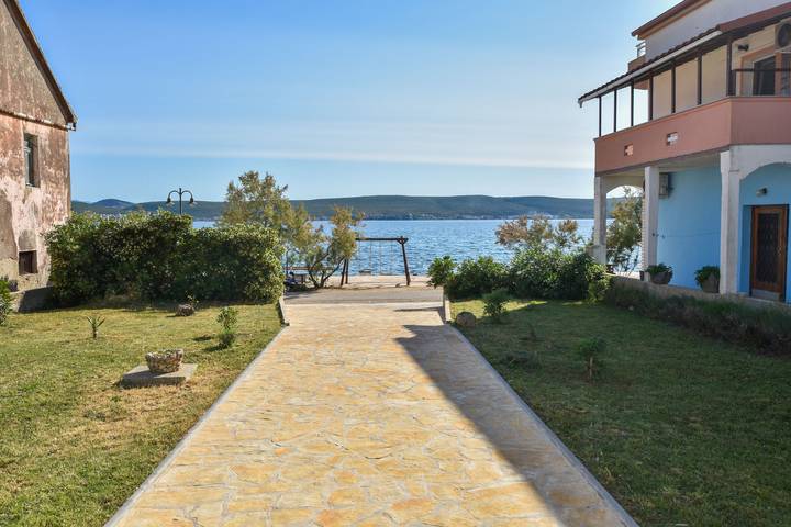 Ferienhaus für 6 Personen, mit Garten