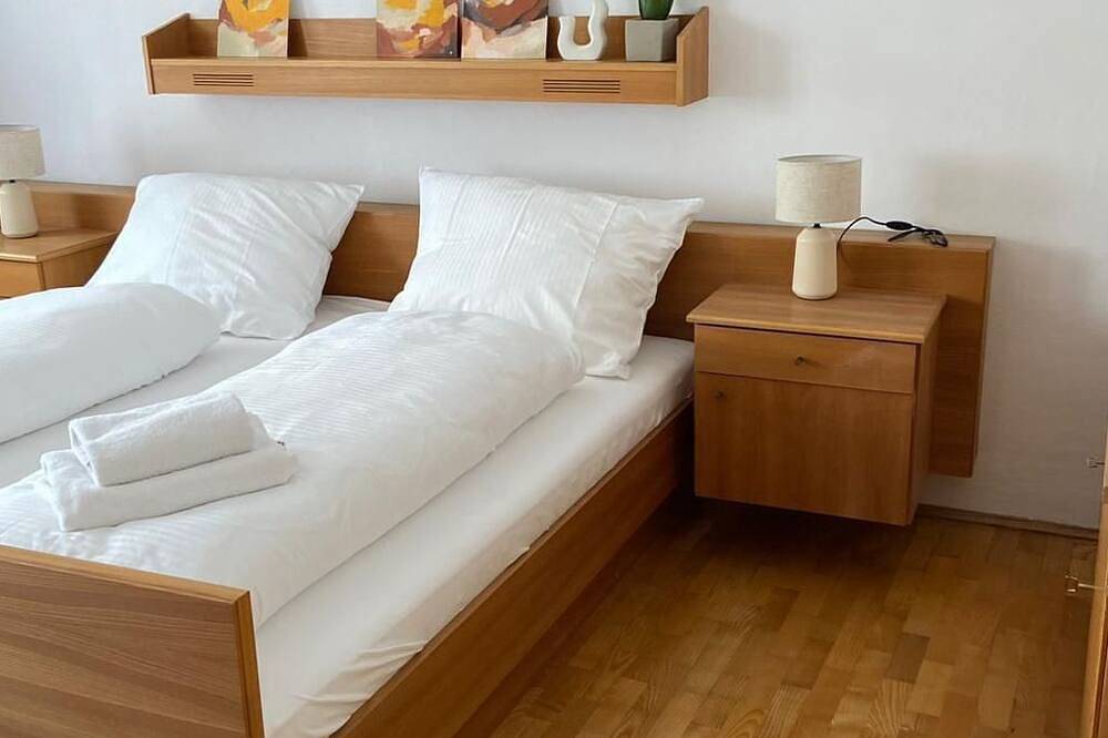 Ganze Wohnung, Studio in zentraler Lage - nur wenige Minuten zum See und Stadt in Salzkammergut-Berge, Gmunden