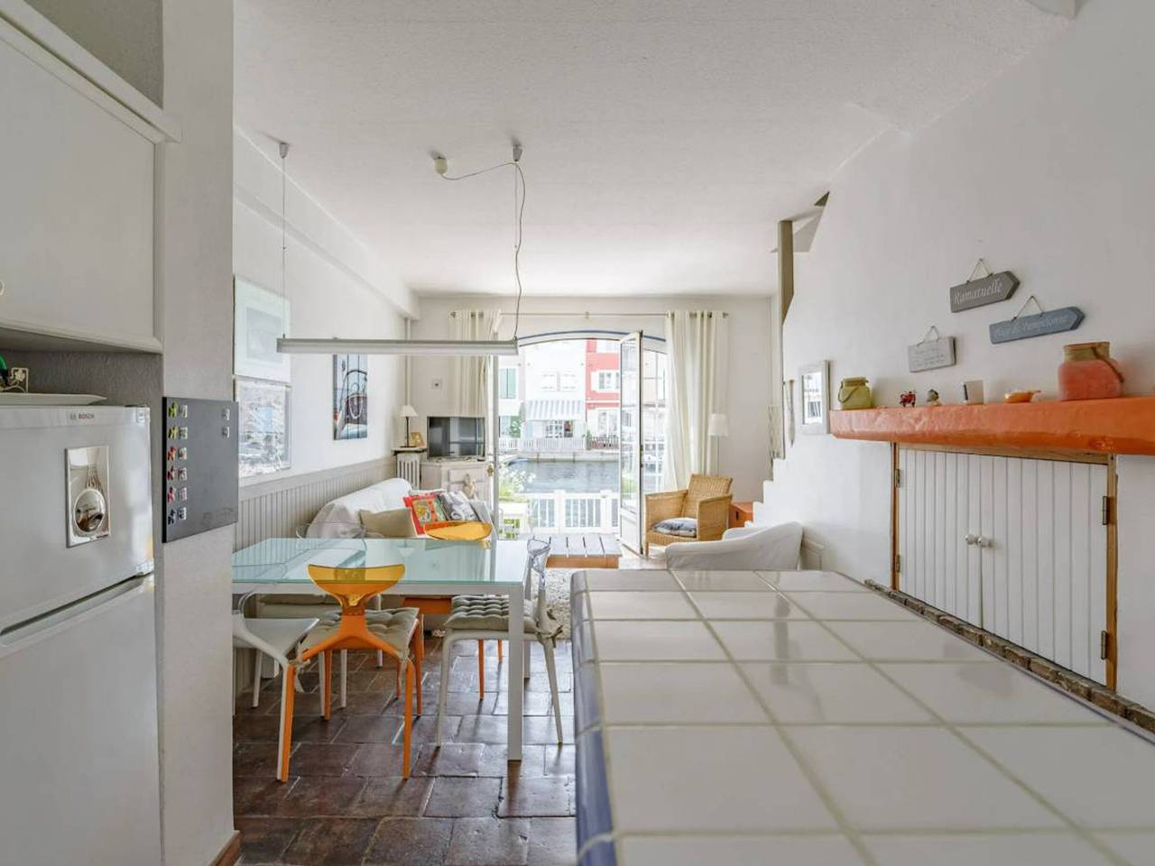 House with Ac and Wi-Fi, private mooring near the beach in Port Grimaud, Grimaud