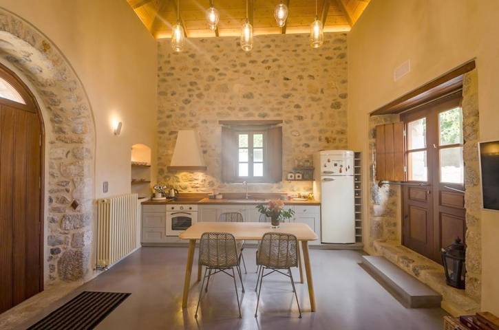 Location de vacances pour 4 personnes, avec jardin et vue dans Leonidion - 2