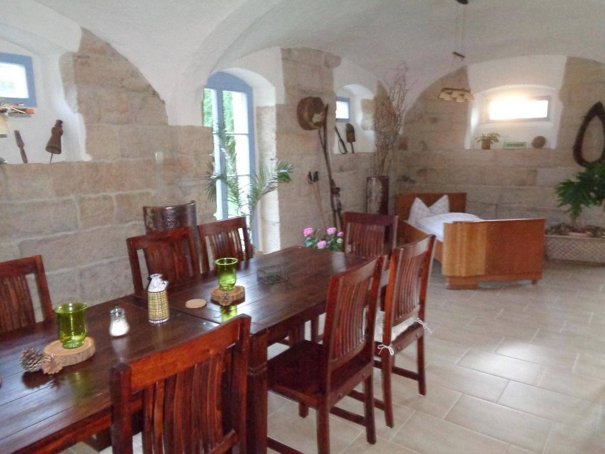Ganze Wohnung, Urlaubsoase-Lindenhof in Pfaffendorf, Königstein