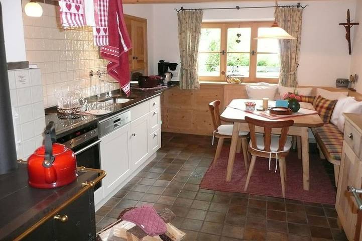 Bauernhof für 8 Personen, mit Balkon und Garten