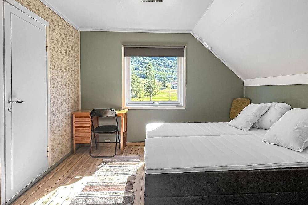 Koselig hjem i Elvegard med badstue in Narvik