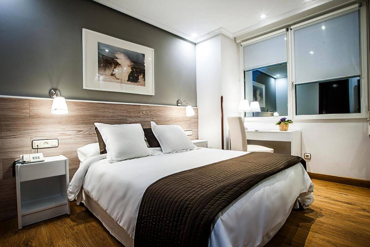 Twin Room in Playa de Santa Marina (Ribadesella), Ribadesella