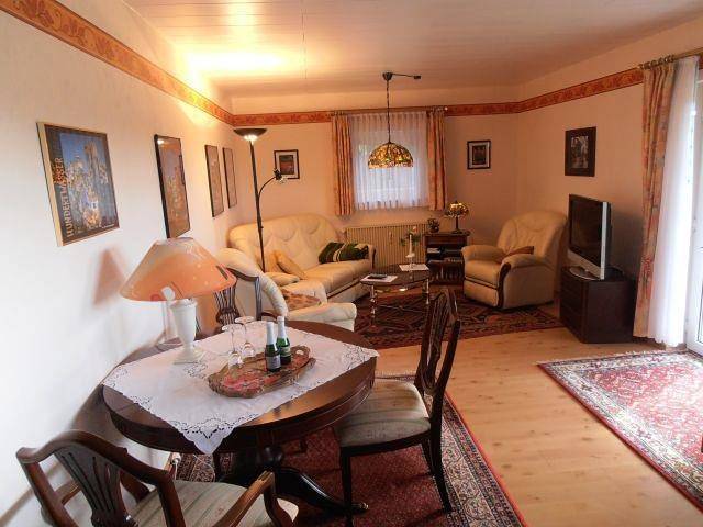 Ganze Ferienwohnung, Ferienwohnung H. Hoffmann in Bad Bertrich, Traben-Trarbach und Umbegung