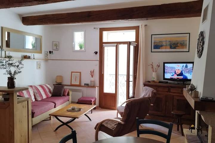 Location de vacances pour 6 personnes, avec balcon à Saint-Jean-de-Buèges