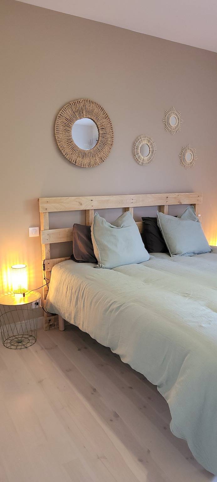 Chambre d’hôtes « Chambre Margeride » avec terrasse privée,  in Soulages, Région de Saint-Flour