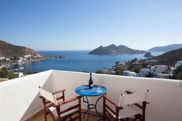 Hôtel pour 2 personnes, avec balcon ainsi que vue et piscine dans Patmos