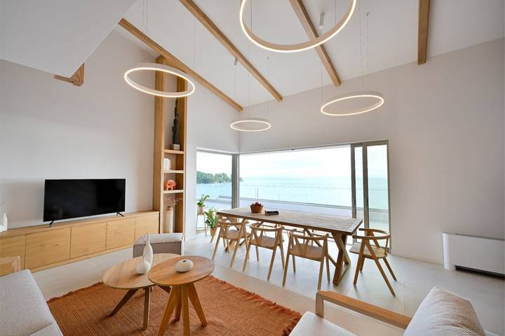 Villa für 6 Personen, mit Meerblick und Pool sowie Balkon auf Skiathos