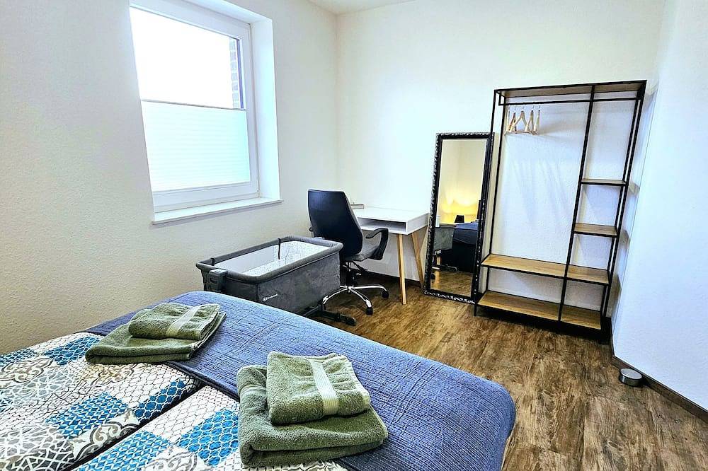 Ganze Wohnung, 2Schlafzimmer 2Badez Küche Balkon Waschmaschine in Lingen (Ems), Emsland