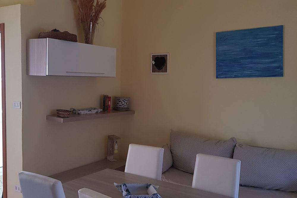 Appartamento intero, Casa Vacanza a pochi metri dal mare full optional con animali domestici ammessi in Belvedere Marittimo, Costa Tirrenica Calabria