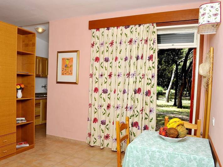 Camping Italy Village - Appartamento 4 persone - Comfort - B in Spiaggia Baia Domizia, Cellole