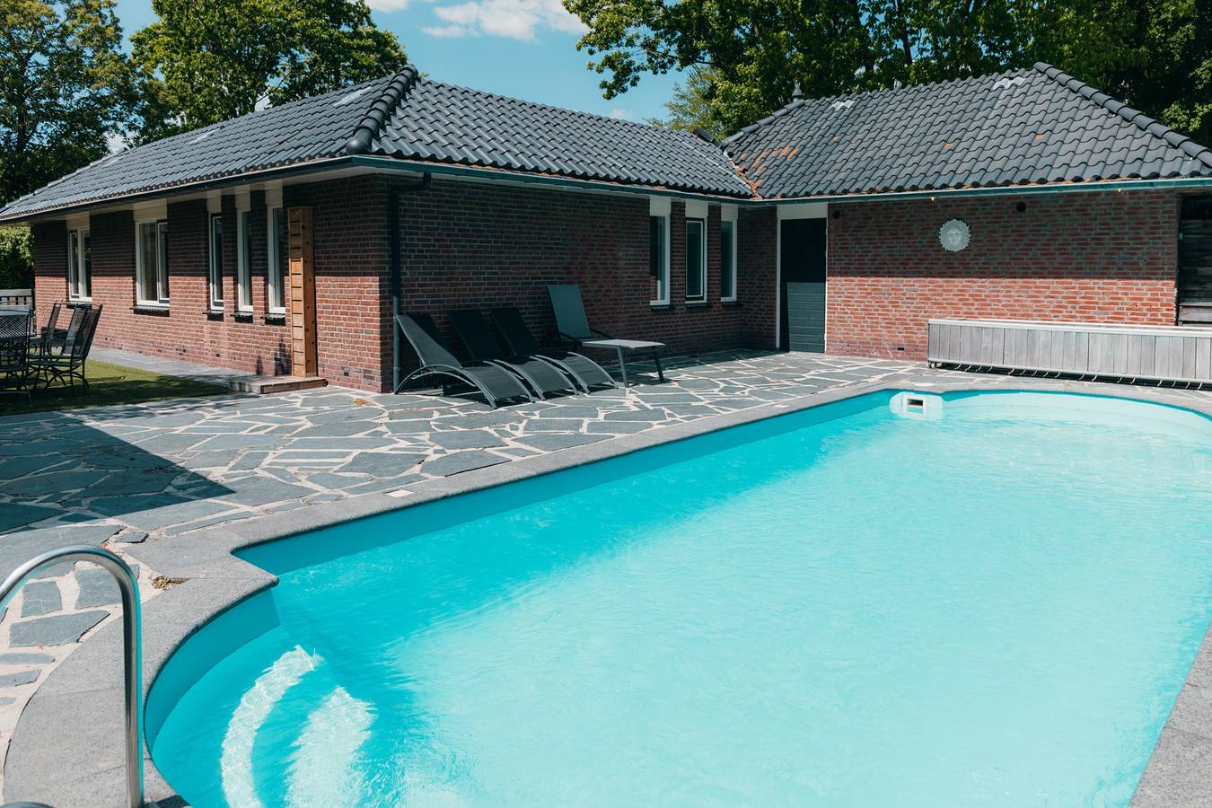 Recreatiepark De Boshoek — Wellness Bungalow | 14 personen in Veluwe